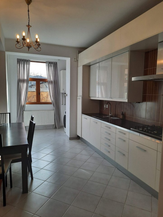 Domenii Casin, 3 camere cu terasa de 30mp si garaj, pet friendly!