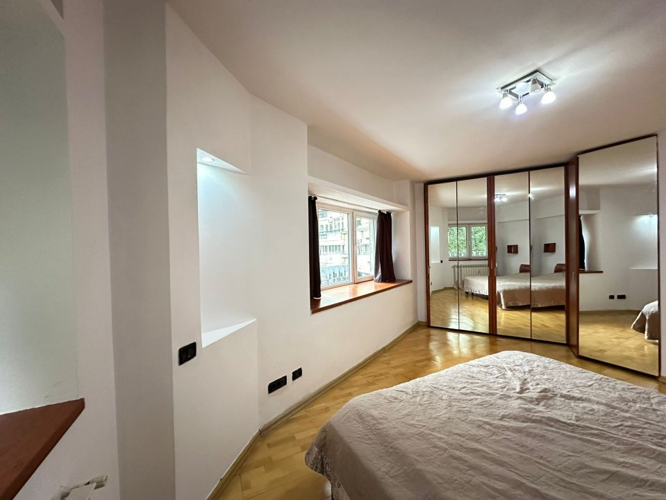 Apartament 4 camere de inchiriat Bulevard Unirii Fântânii