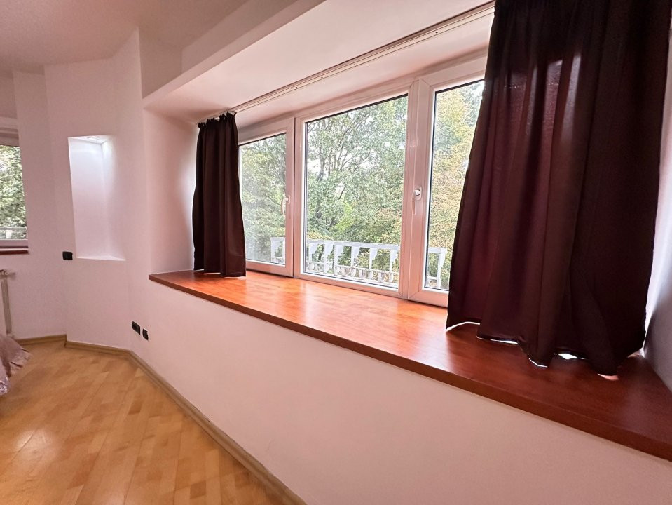 Apartament 4 camere de inchiriat Bulevard Unirii Fântânii