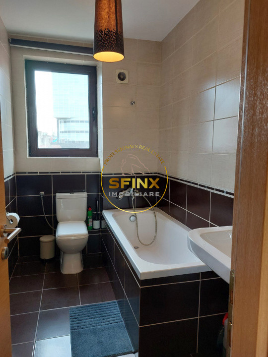 Kiseleff, view to park, 3 room apartment with garage. Pet friendly.