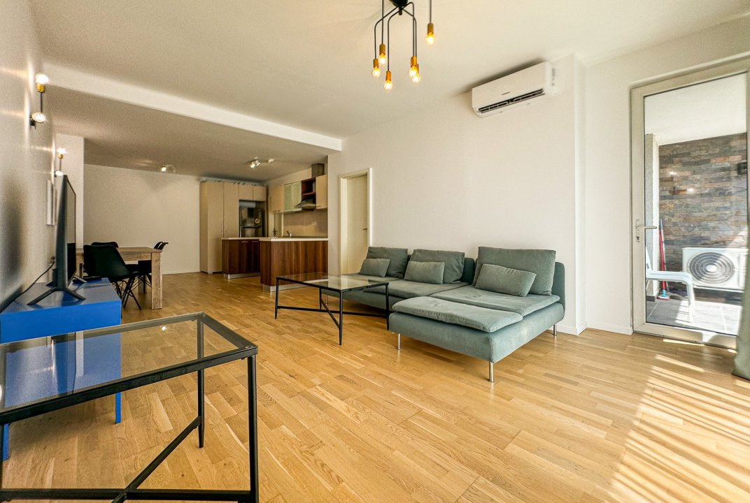 Apartament 2 camere curte proprie loc de parcare Sisesti