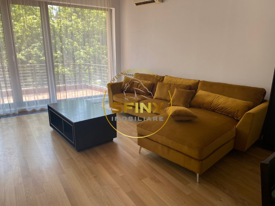 Pet friendly 4 room apartment near the park in Primaverii