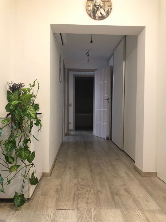 Apartament 3 camere Crangasi 
