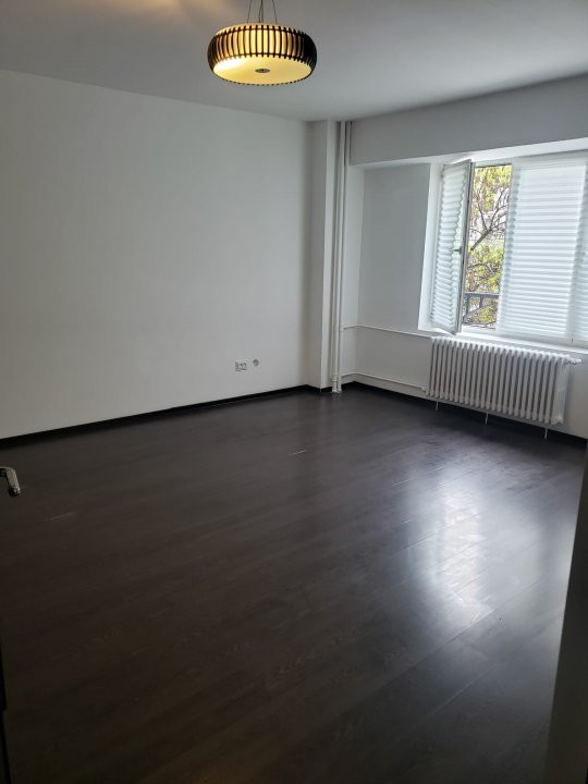 Apartament 2 camere de inchiriat Nerva Traian stradal