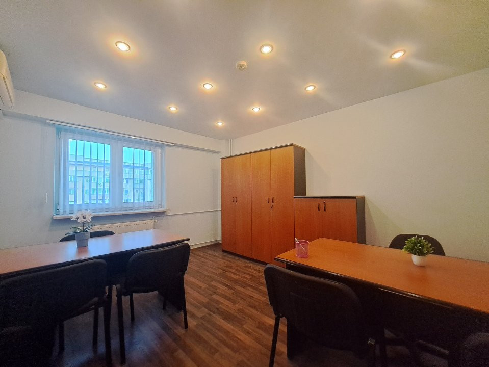 De inchiriat Apartament 4 camere Piata Victoriei Metrou