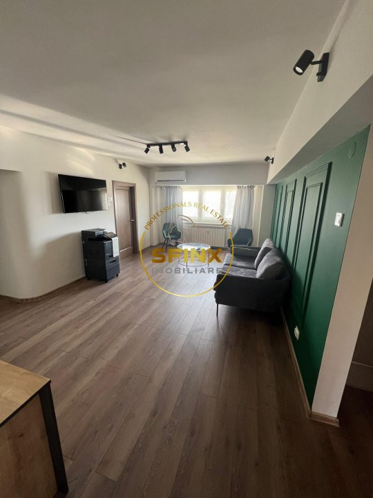 De inchiriat apartament cu 4 camere in zona Unirii