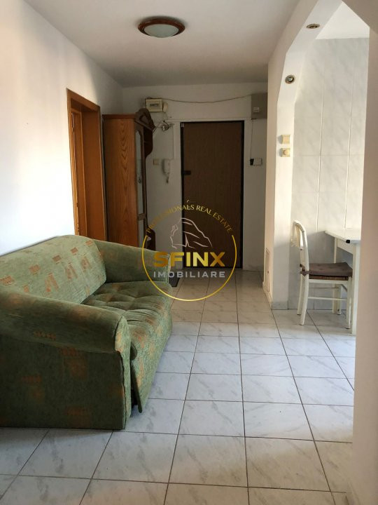 De  inchiriat apartament cu 3 camere in zona Calea Calarasilor