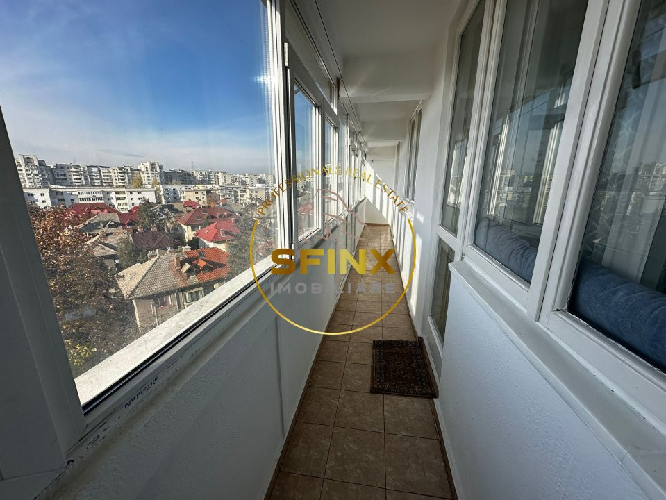 Apartament 3 camere de vanzare zona Decebal