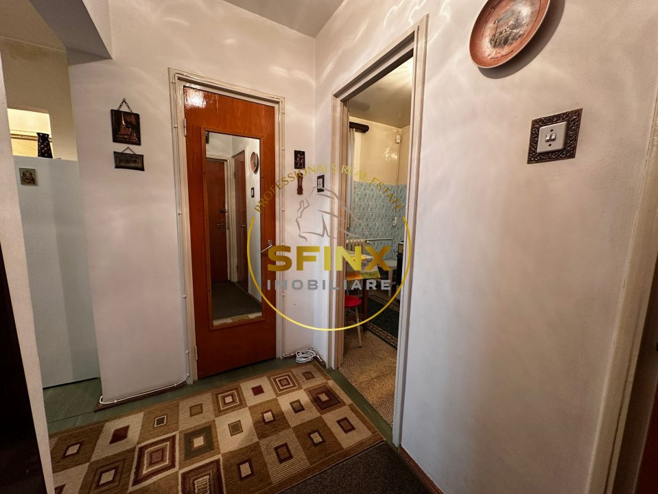 Apartament 3 camere de vanzare zona Decebal