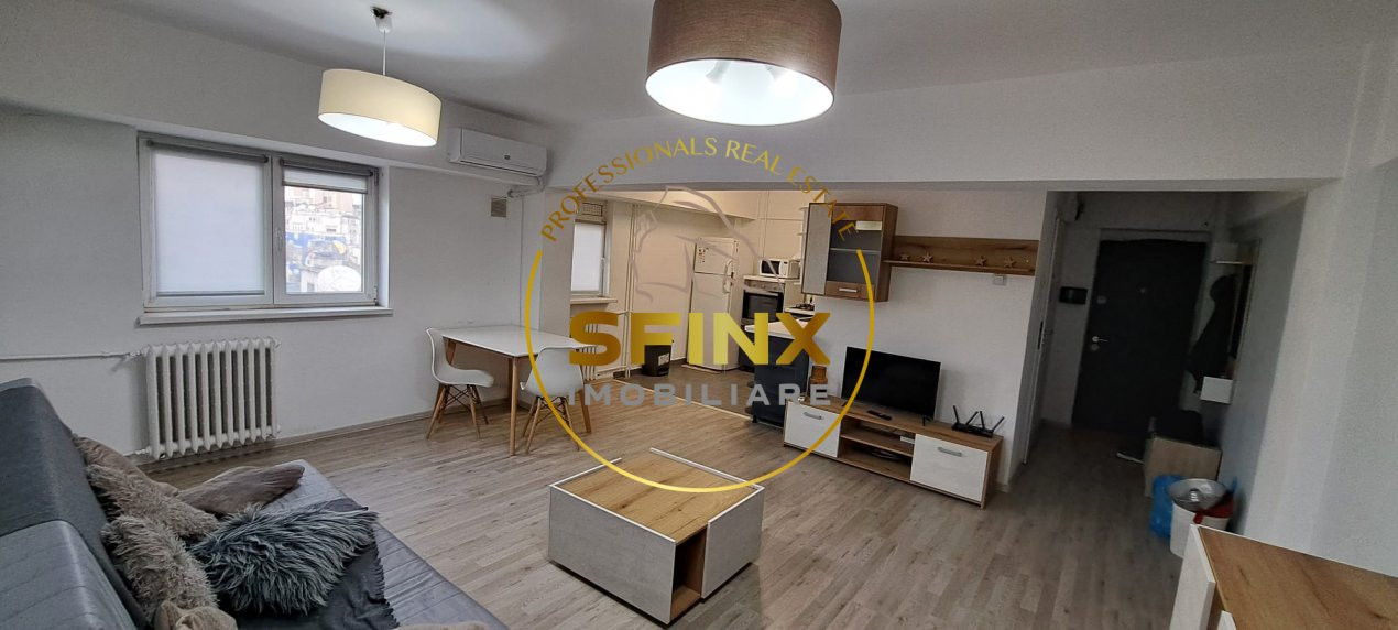 De inchiriat apartament cu 4 camere ultracentral la Universitate