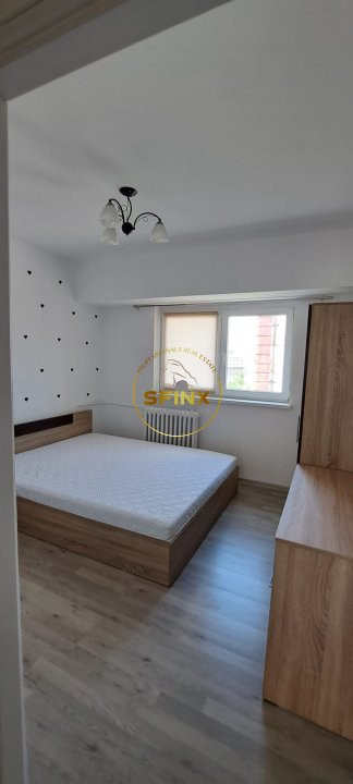 De inchiriat apartament cu 4 camere ultracentral la Universitate