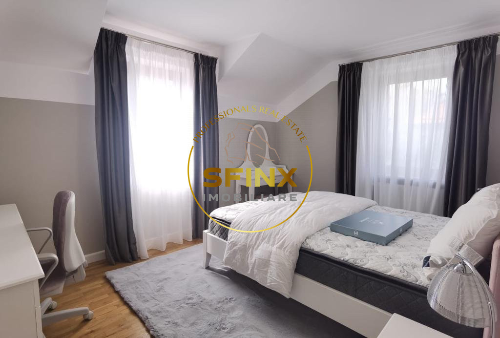 Beautiful, fully furnished, very quiet villa with pool, near the forest