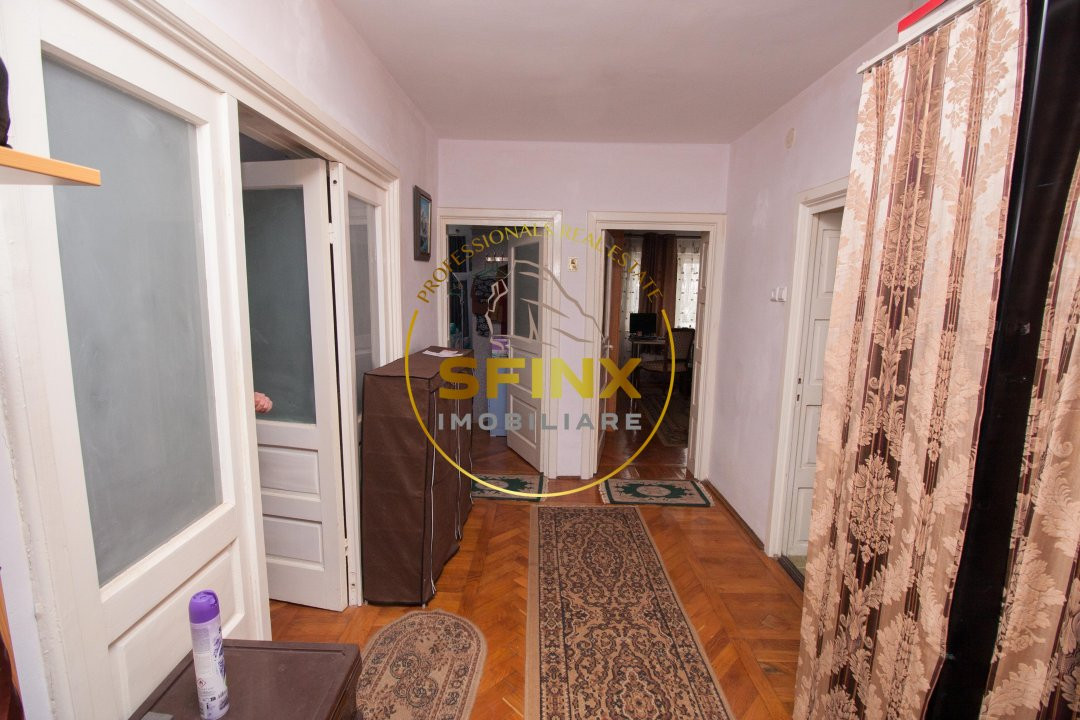 Apartament decomandat 3 camere in vila central