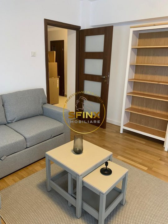 De inchiriat apartament cu 3 camere in zona Decebal