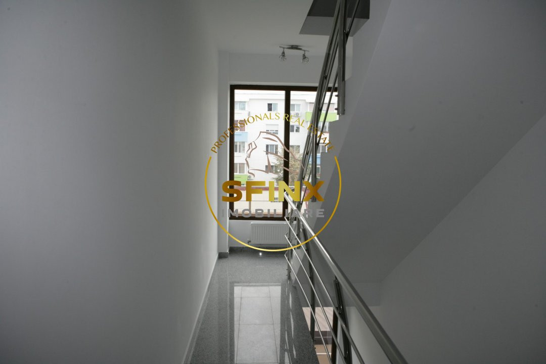 Apartment building for sale in Aviatiei