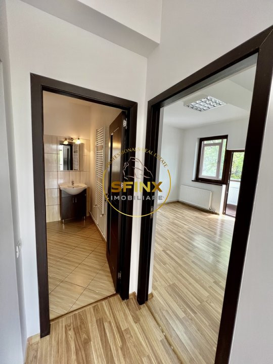 Apartment building for sale in Aviatiei