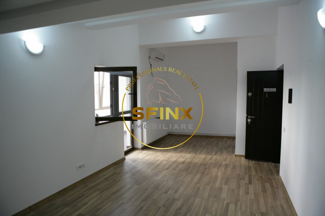 Apartment building for sale in Aviatiei