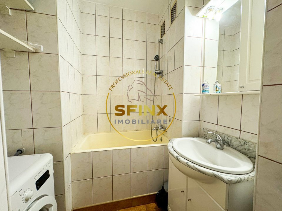De vanzare 3 camere ideal pt investitie-Piata Romana