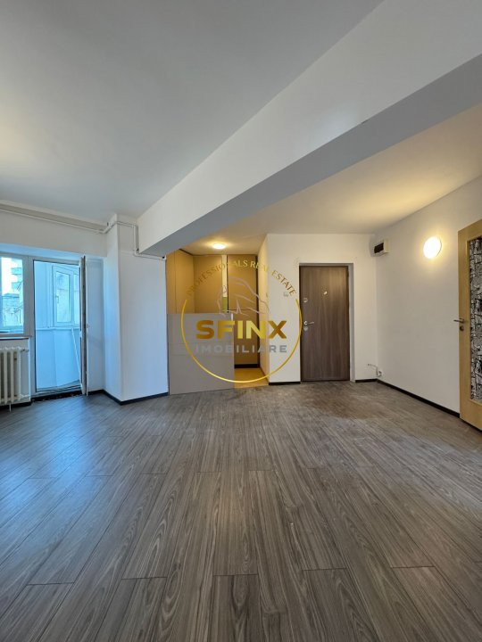 Apartament cu 3 camere Decebal 85 mp, 150 mp terasa cu acces direct si unic