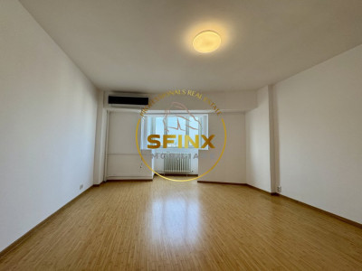 Apartament cu 3 camere Decebal 85 mp, 150 mp terasa cu acces direct si unic
