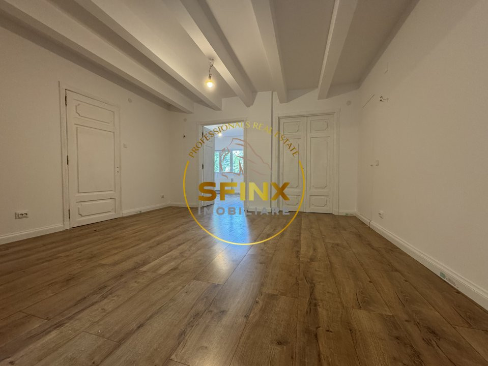 Vedere Directă către Parcul Cișmigiu Apartament cu 4 Camere Complet Renovat 2025