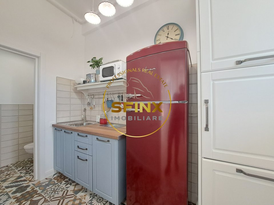 De inchiriat Spatiu Comercial Stradal 
