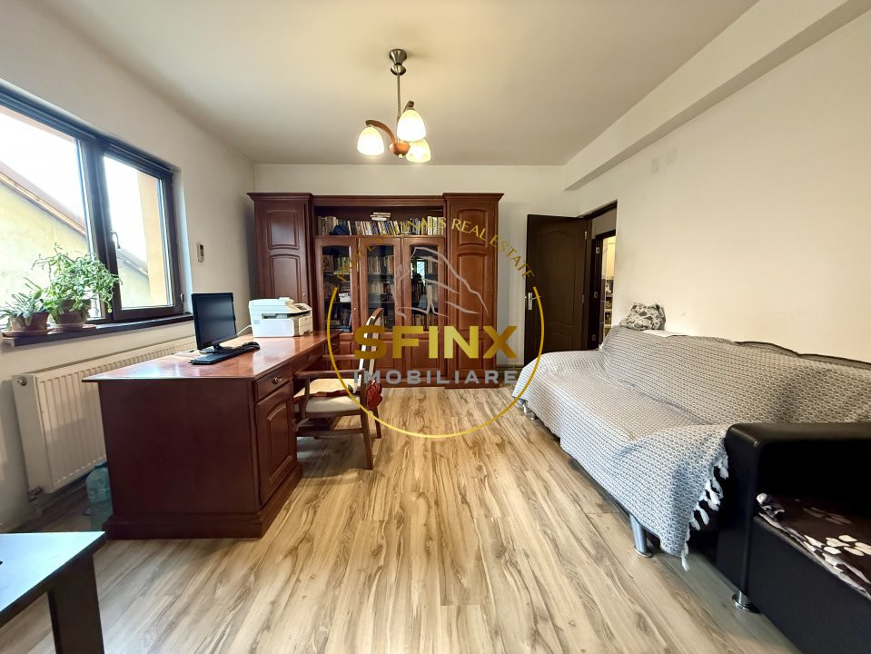 Duplex Decomandat 5 Camere - Cartier 23 August - Republica 