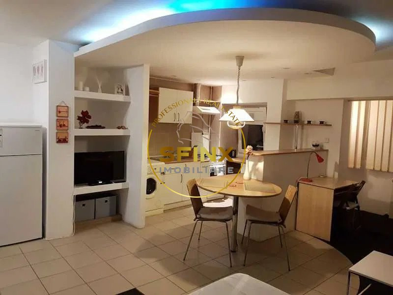 Garsoniera pet friendly Mall Vitan bloc 90