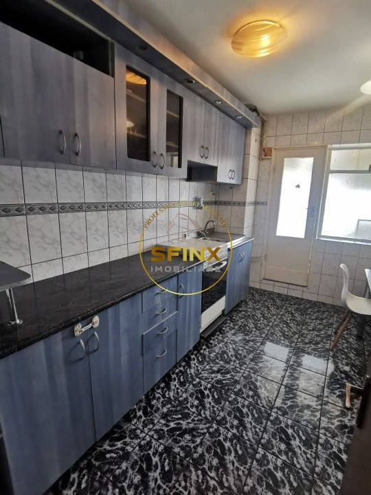 Apartament de 3 camere de vanzare zona Lacul Tei-Doamna Ghica 