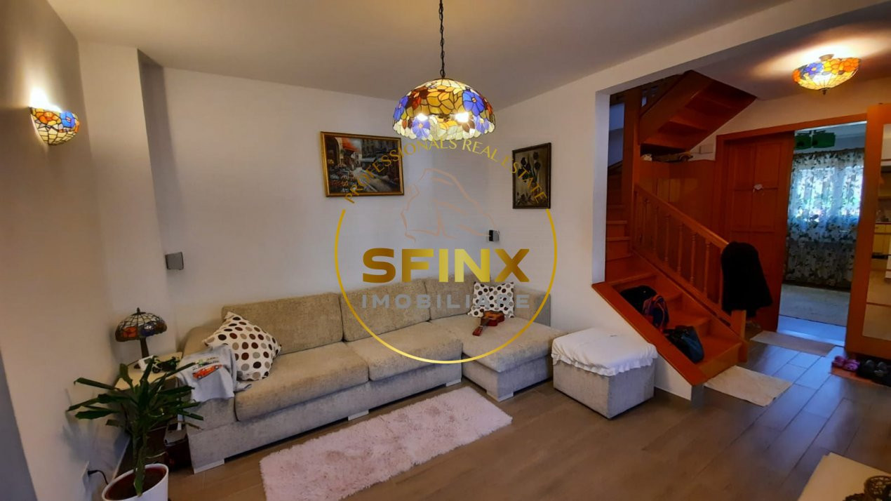Vila de vanzare zona Decebal