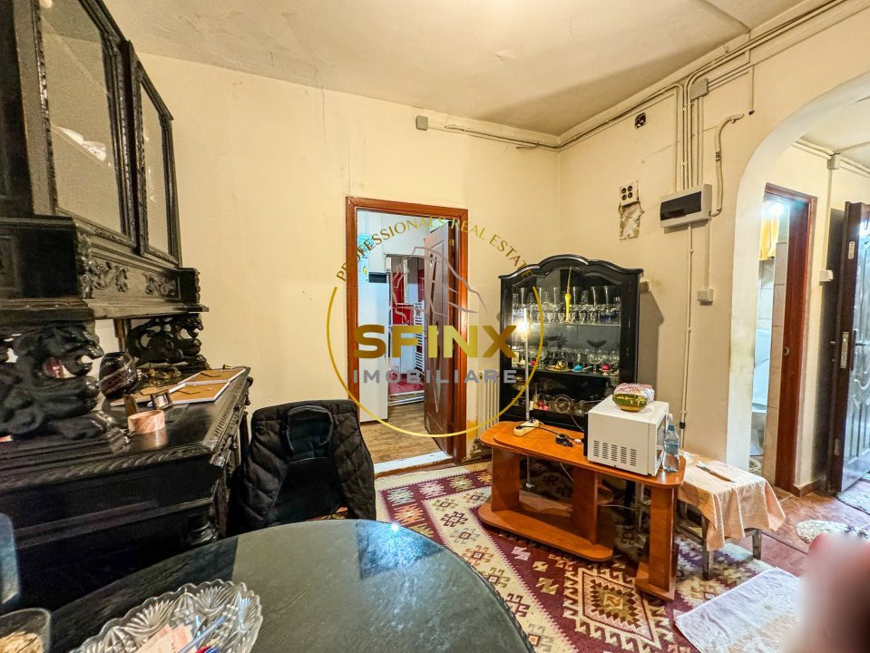 Casa curte comuna Parcul Carol - Piata Regina Maria
