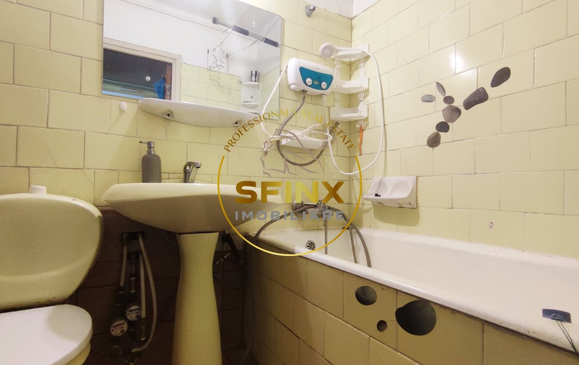De vanzare apartament 3 camere zona Parc IOR-Postavarul