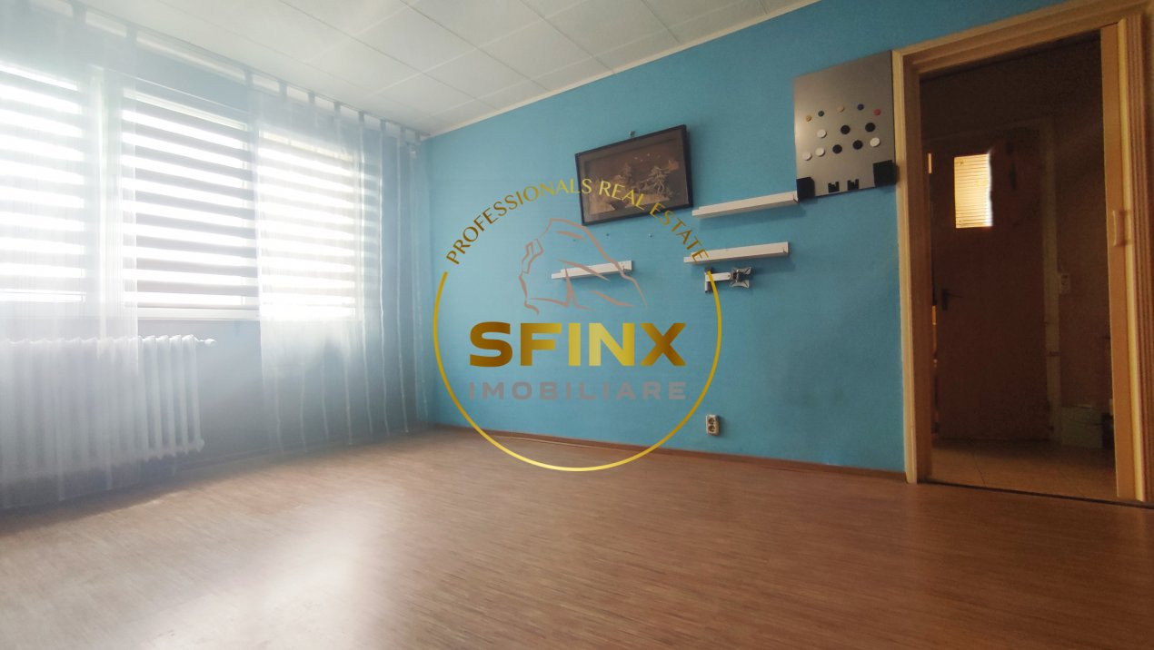 De vanzare apartament 3 camere zona Parc IOR-Postavarul
