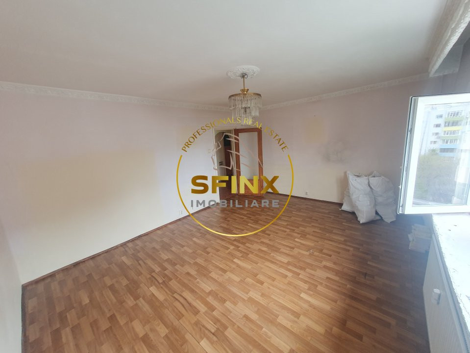 Apartament spațios 3 camere, 2 băi, aproape de metrou și parc