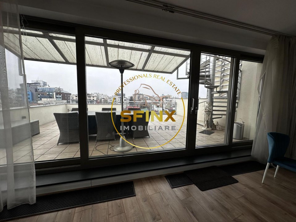 Penthouse de vanzare Dacia / Romana
