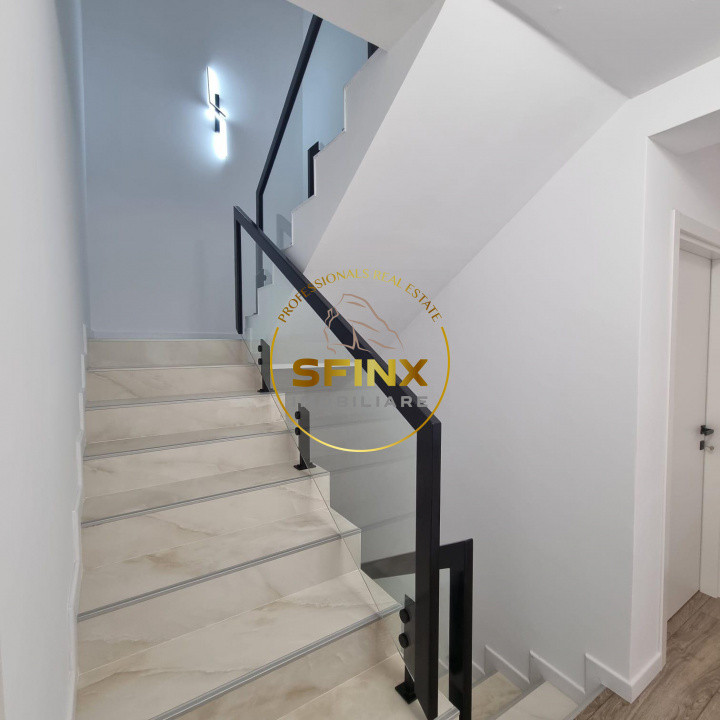First rent! Brand new, modern, 4-5 bedroom villa in residential compound