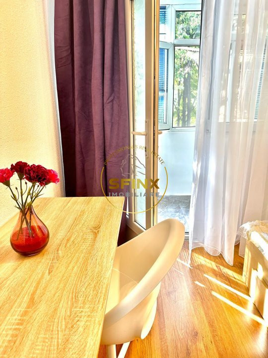 Inchiriere 2 camere 60 mp metrou Favorit complet renovat pet friendly