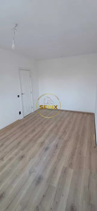 Apartament 3 camere Aparatorii Patriei-Scoala 93" Emil Racovita"