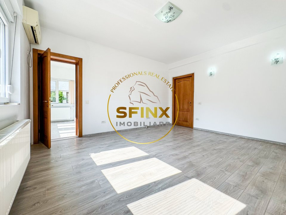 Casa renovata 5 camere plus mansarda Vatra Luminoasa centrala panouri solare