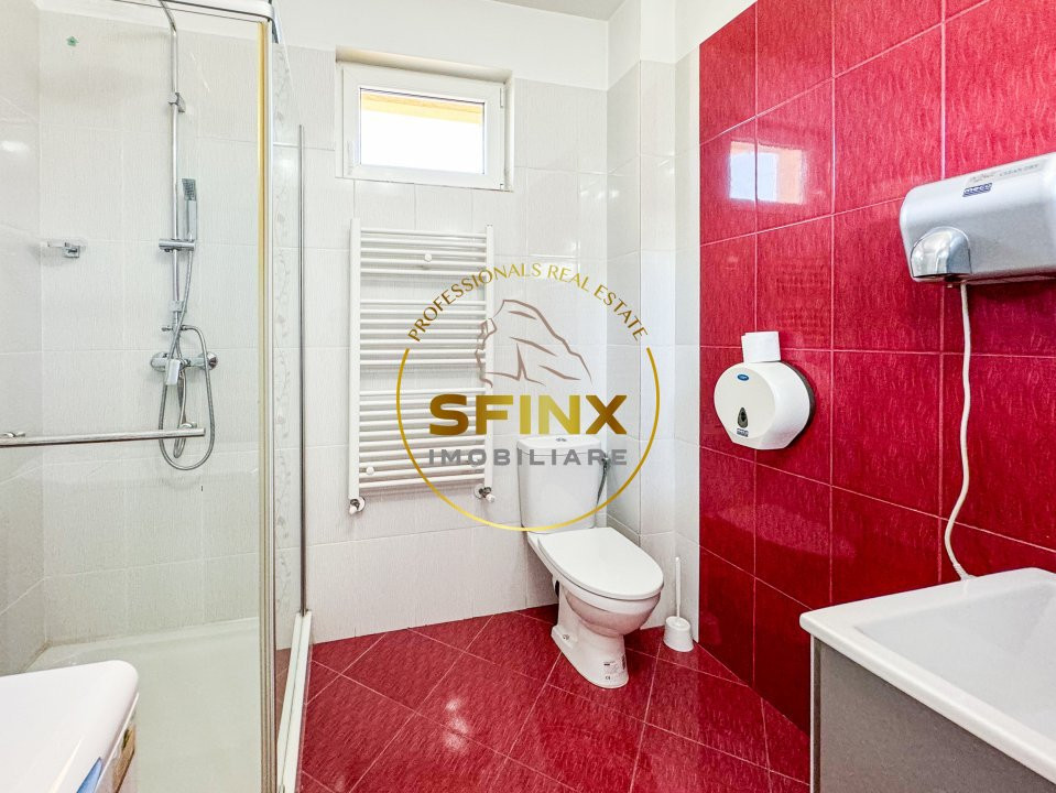 Casa renovata 5 camere plus mansarda Vatra Luminoasa centrala panouri solare