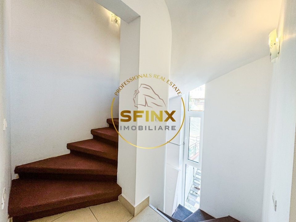 Casa renovata 5 camere plus mansarda Vatra Luminoasa centrala panouri solare