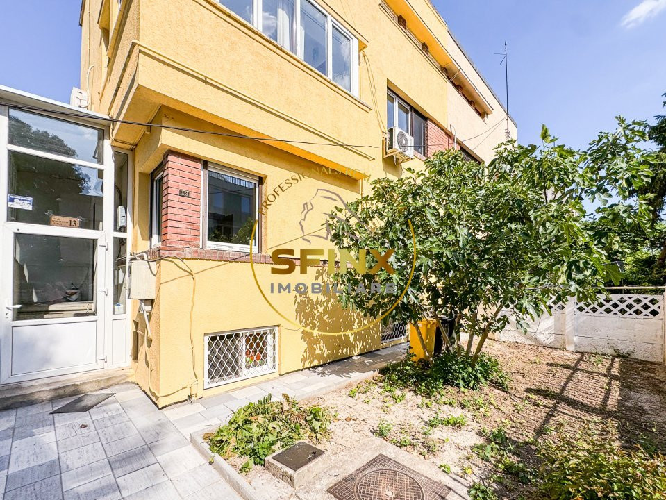 Casa renovata 5 camere plus mansarda Vatra Luminoasa centrala panouri solare