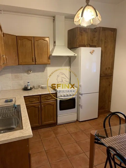 De inchiriat apartament 2 camere Piata Romana-Bld. Dacia