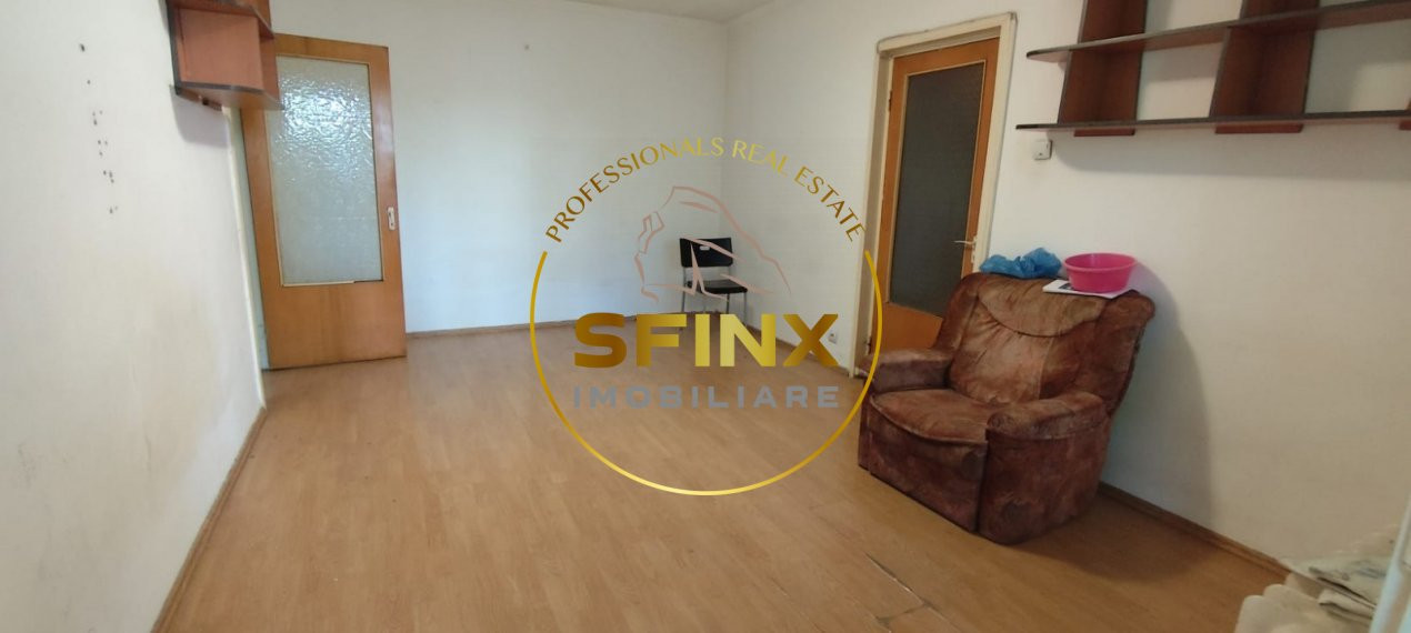 2 camere spatios Chisinau Arena Nationala Basarabia bloc 82 necesita renovare