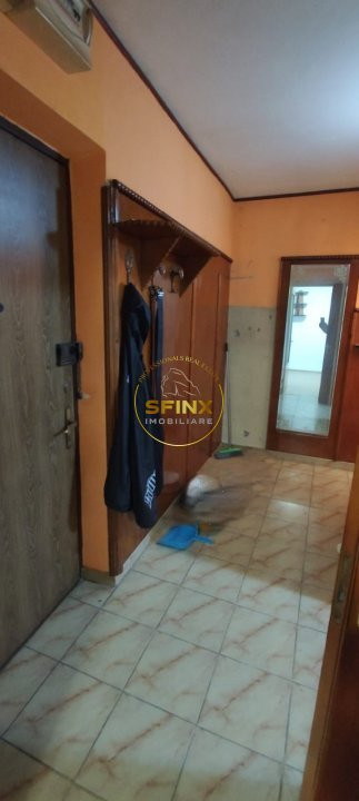 2 camere spatios Chisinau Arena Nationala Basarabia bloc 82 necesita renovare