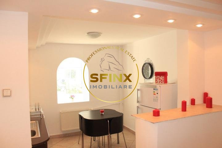 De inchiriat 2 camere Alba Iulia Decebal renovat totul nou bloc 89 etaj 3/4