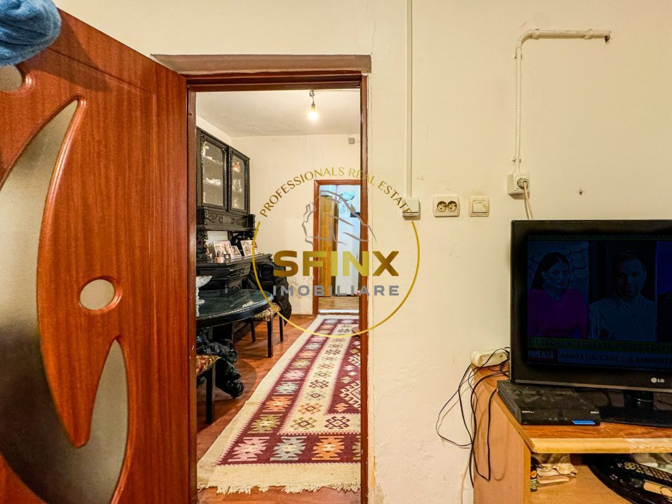 Casa curte comuna Natiunile Unite - Piata Regina Maria