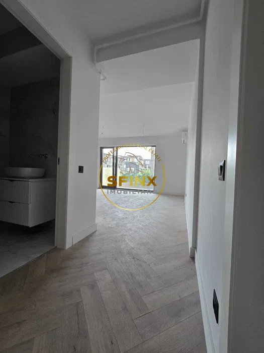 De vanzare 3 camere bloc nou zona Dristor -Racari