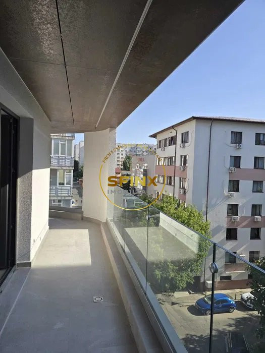 De vanzare 3 camere bloc nou zona Dristor -Racari