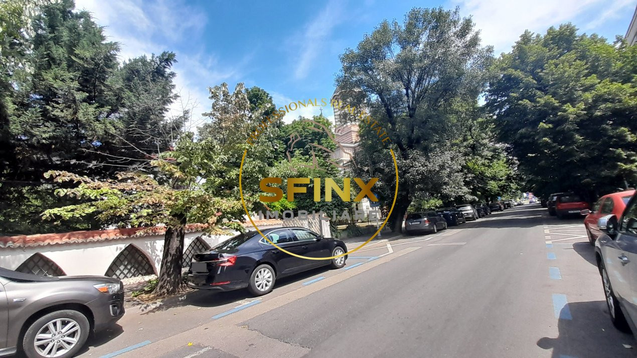 Apartament 3 camere de vanzare zona Lister-Piata Operei